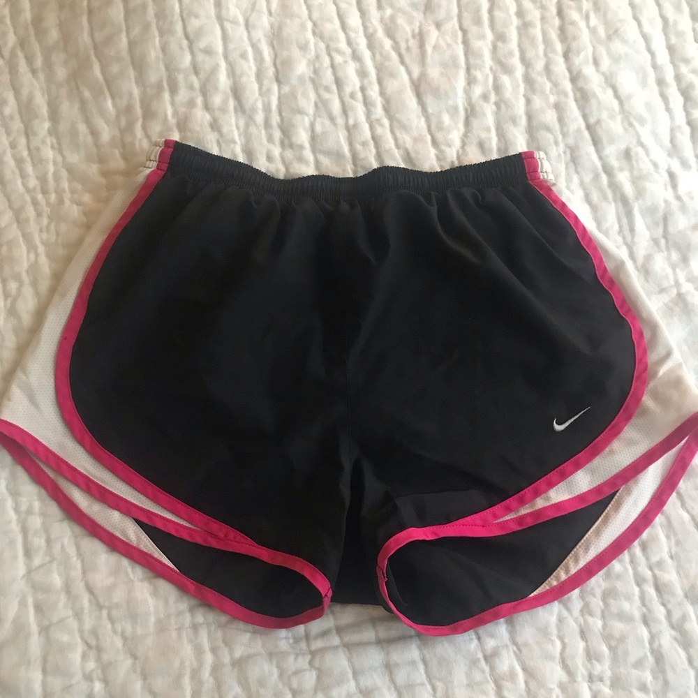 Womens Nike Short